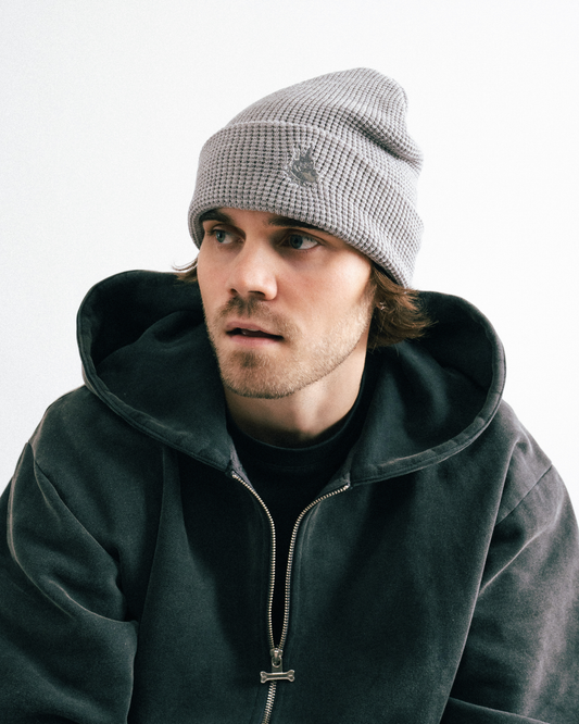 DOGGO BEANIE - LIGHT GREY